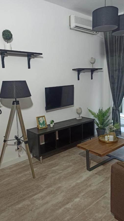 Down Town Luxurious Apartments アレクサンドルポリス エクステリア 写真