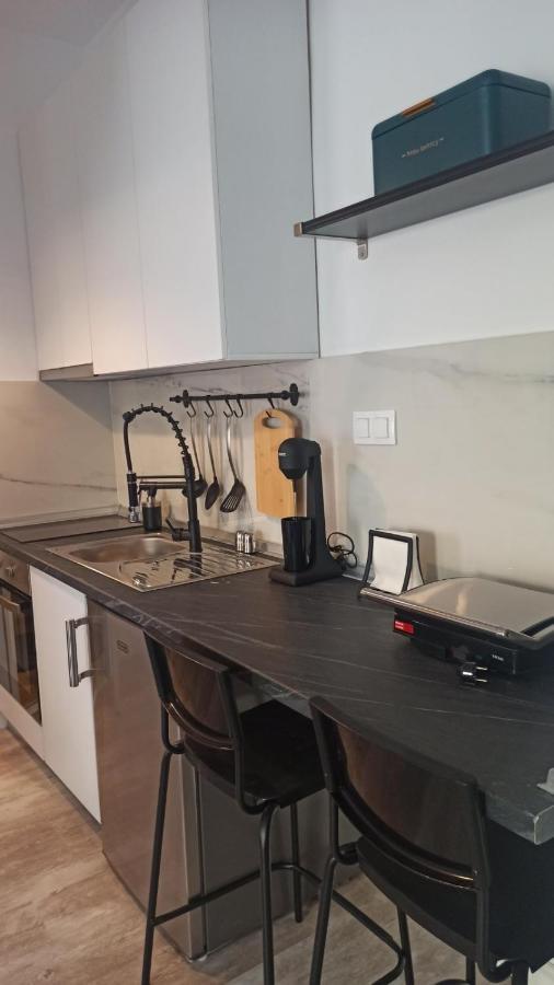 Down Town Luxurious Apartments アレクサンドルポリス エクステリア 写真