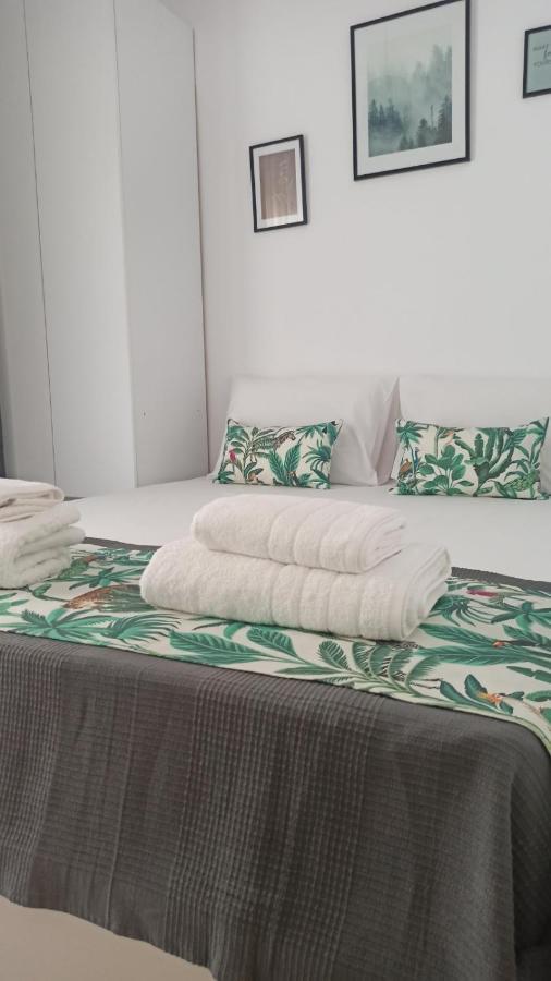 Down Town Luxurious Apartments アレクサンドルポリス エクステリア 写真
